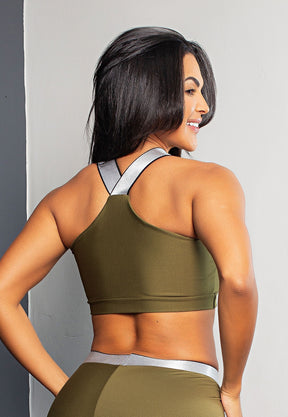 Top Lumina Fit - Brilho e Elegância no
Movimento