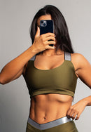 Top Lumina Fit - Brilho e Elegância no
Movimento