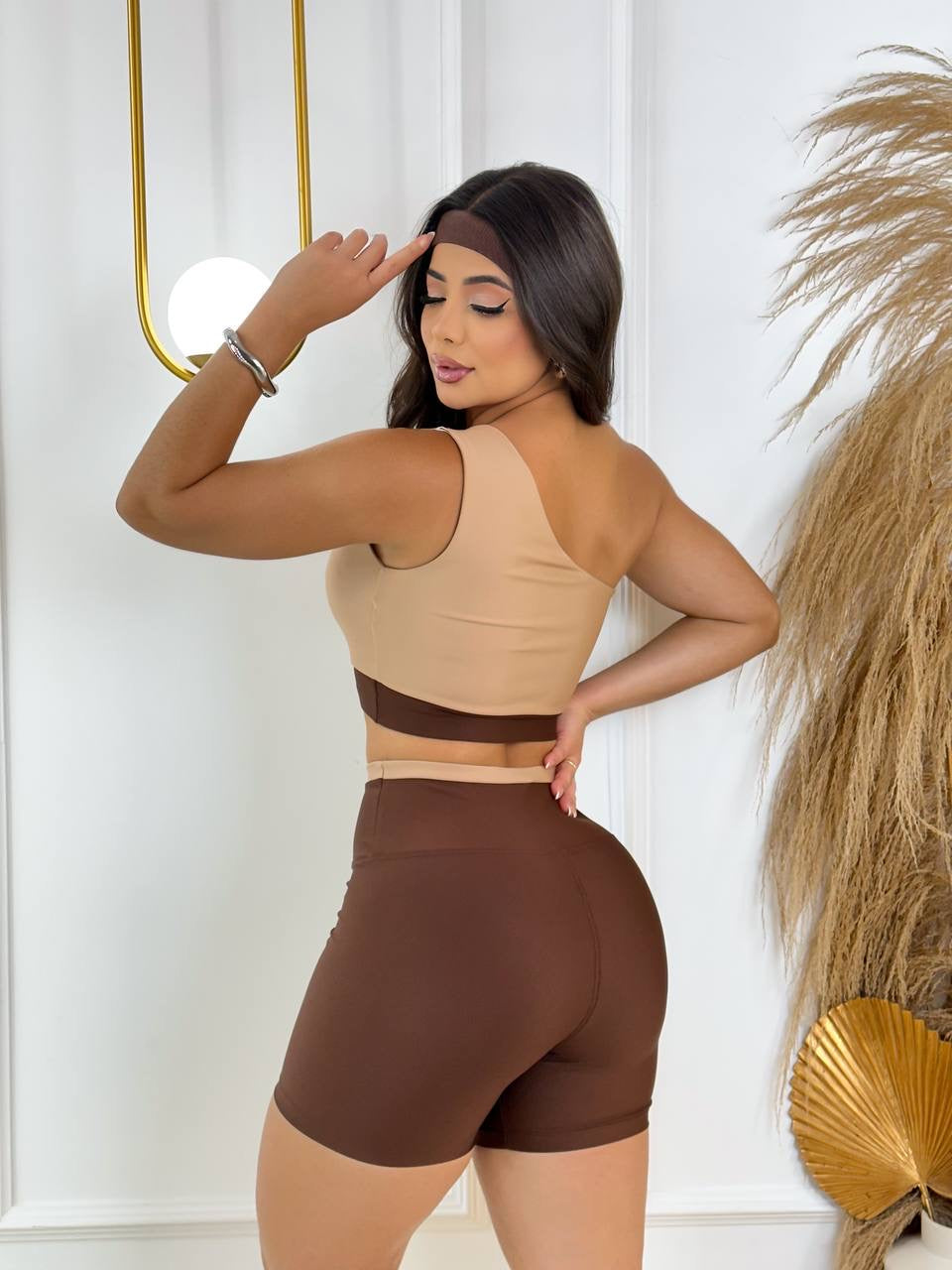 Conjunto Sculpt Cut – Suplex Premium com Detalhe na Alça