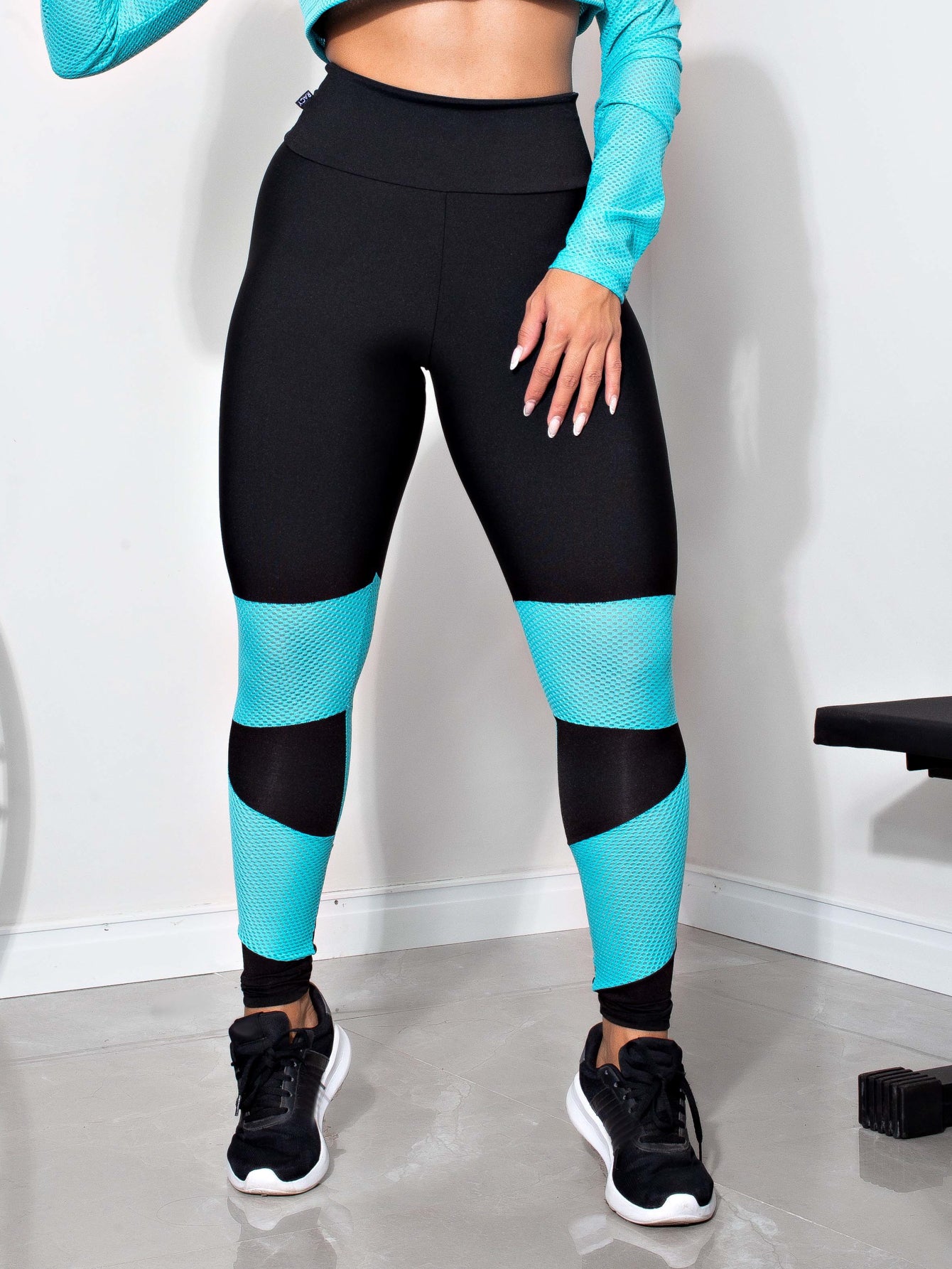 Conjunto turquesa - BLACK FRIDAY Cropped De telinha + Legging