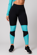 Conjunto turquesa -  Cropped De telinha + Legging